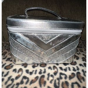 Victoria’s secret makeup box